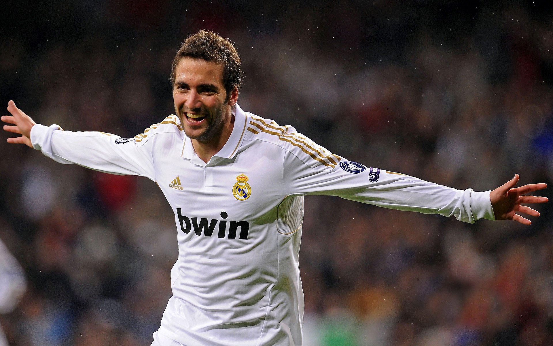 冠军球队战术演练录像开放教学平台助力行业交流，冠军杯赛战术制定